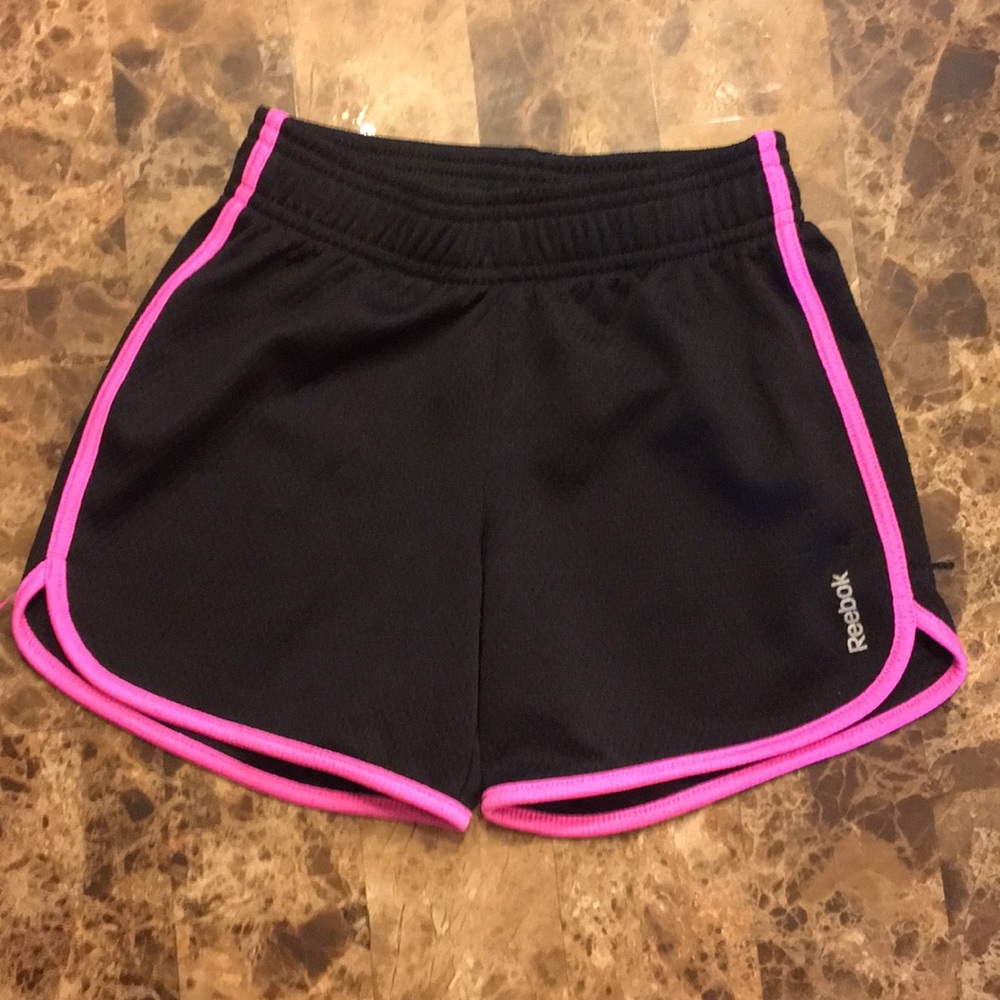 Girls hot pink/black reebok shorts size xs(6-8)